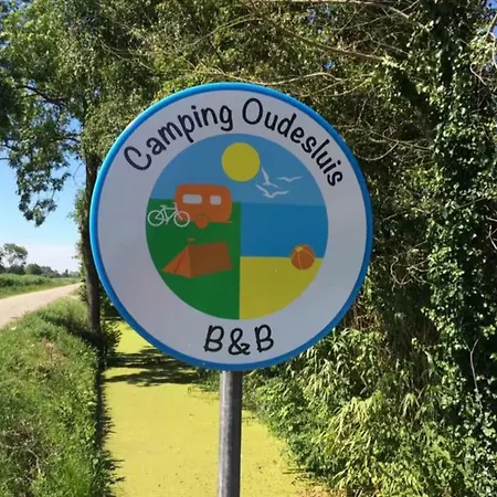 Horská chata De Ooievaar Op Oudesluis (North Holland)