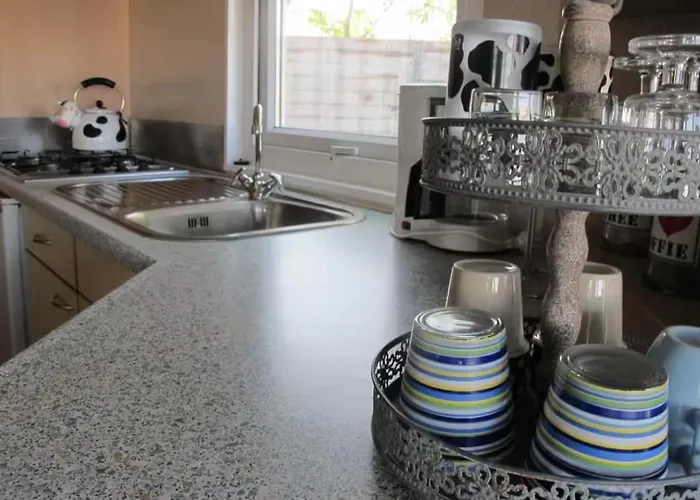 De Ooievaar Op 木屋 *